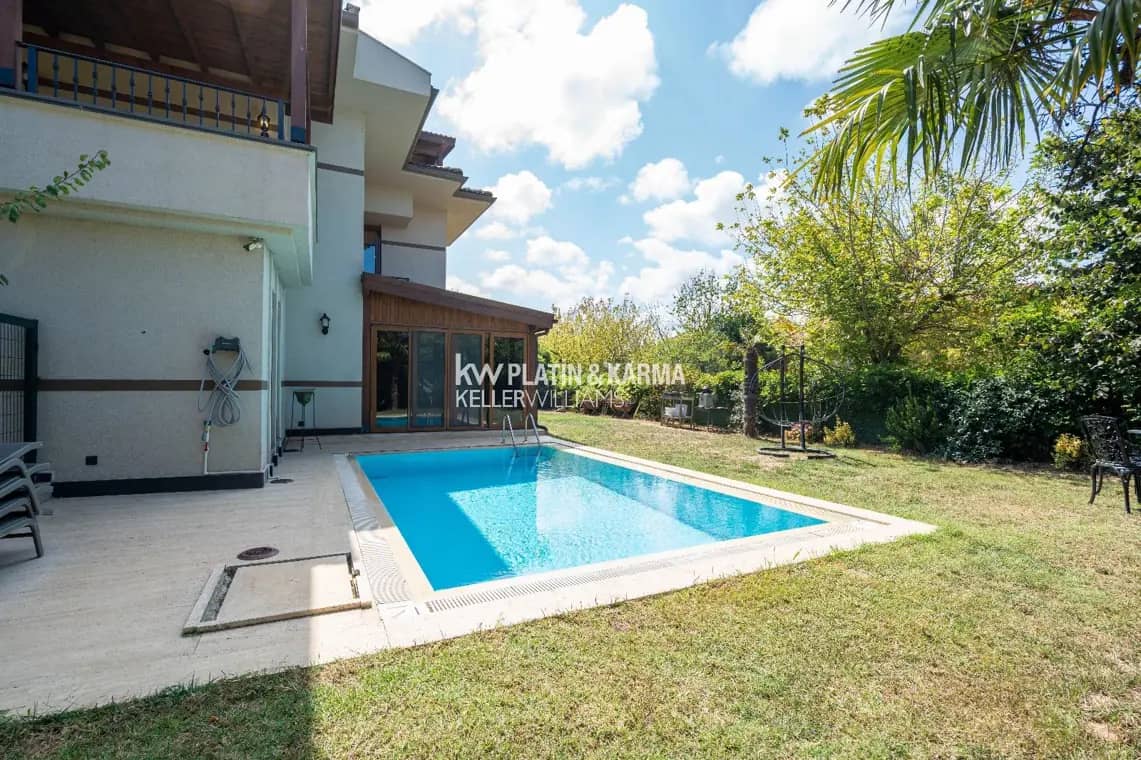 Uskumruköy Müstakil Havuzlu Villa — fotoğraf 9